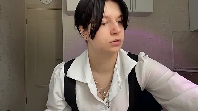 Snapshot of GrayceDeclet chatting on July 22, 1:25 pm GrayceDeclet online show from July 22, 1:25 pm