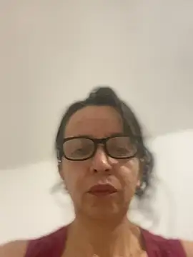 Soy Camila8 online show from May 20, 12:28 am