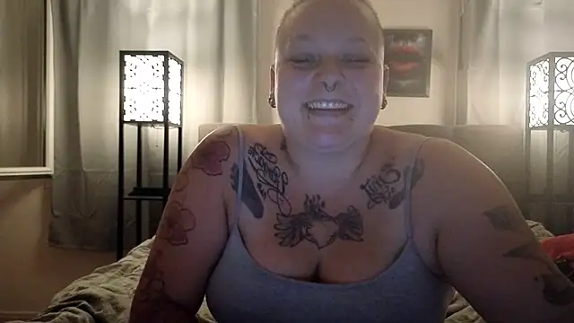 Snapshot of Lady_Peggi chatting on June 9, 8:53 pm Lady Peggi online show from June 9, 8:53 pm