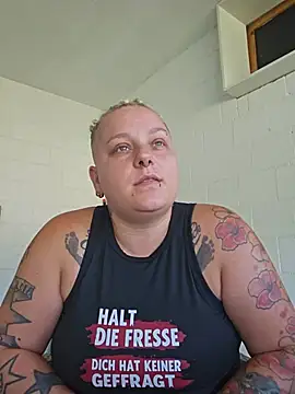 Snapshot of Lady_Peggi chatting on July 10, 8:40 am Lady Peggi online show from July 10, 8:40 am