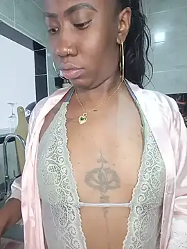 Snapshot of Rossiecameron_ chatting on May 12, 2:03 pm Rossiecameron online show from May 12, 2:03 pm