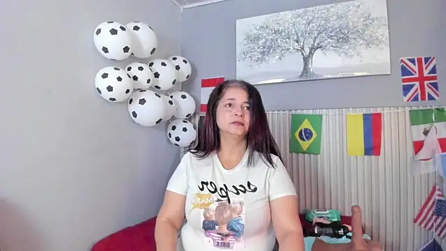 Snapshot of rosse_m1 chatting on July 13, 12:30 pm rosse m1 online show from July 13, 12:30 pm