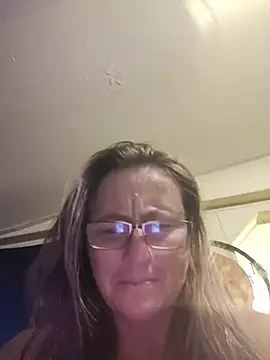 Snapshot of Queenle91 chatting on May 15, 11:23 pm Queenle91 online show from May 15, 11:23 pm