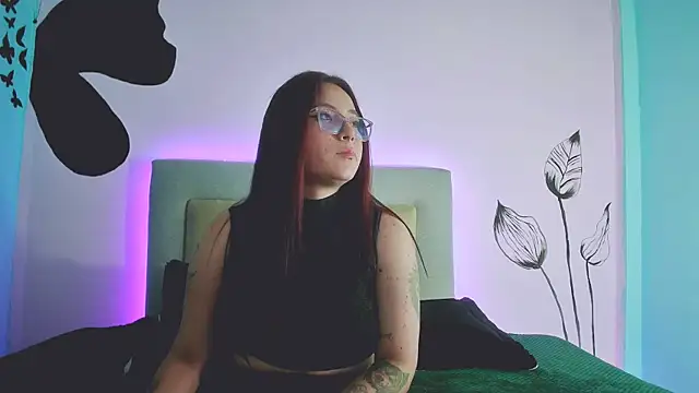 Snapshot of marita_ chatting on June 17, 7:37 pm marita online show from June 17, 7:37 pm