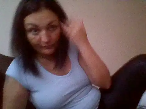 Snapshot of LunaMoonlira chatting on June 3, 5:07 pm LunaMoonlira online show from June 3, 5:07 pm