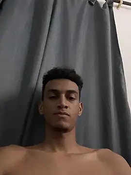 Snapshot of Nico_dusk010 chatting on July 26, 6:32 am Nico dusk010 online show from July 26, 6:32 am