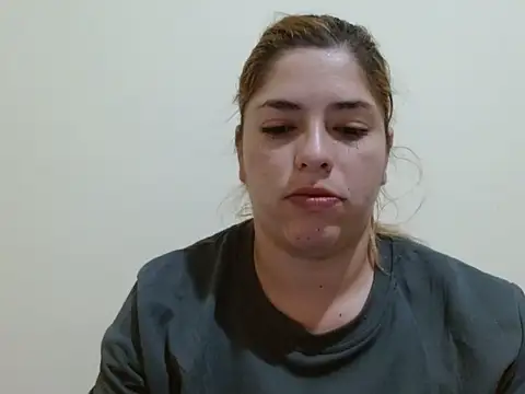 Snapshot of Catalina_sweet_ws chatting on June 12, 3:05 am Catalina sweet ws online show from June 12, 3:05 am