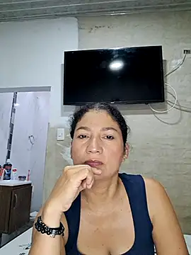 Snapshot of Rosa1079 chatting on May 19, 12:11 pm Rosa1079 online show from May 19, 12:11 pm