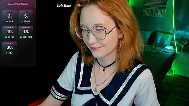 Snapshot of LunaTerry chatting on June 20, 8:17 am LunaTerry online show from June 20, 8:17 am