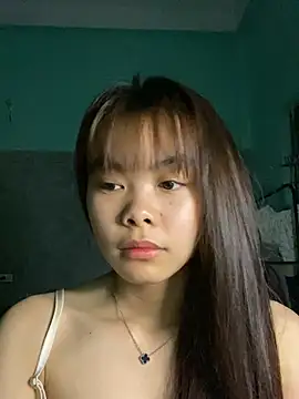 Snapshot of Cry_sexy chatting on June 9, 8:09 pm Cry sexy online show from June 9, 8:09 pm