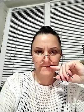 MillaMia45 online show from May 13, 7:33 pm