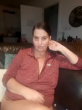 Snapshot of Velvet-Milf chatting on June 21, 8:22 pm Velvet-Milf online show from June 21, 8:22 pm