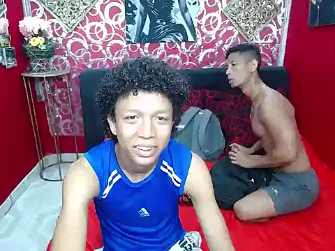 Snapshot of skinny20boy chatting on May 26, 11:12 pm skinny20boy online show from May 26, 11:12 pm