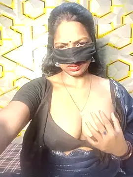 Juli 80 online show from July 1, 6:07 pm