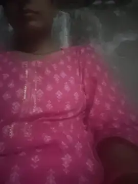 Snapshot of Cute-Isita chatting on May 16, 3:22 pm Cute-Isita online show from May 16, 3:22 pm