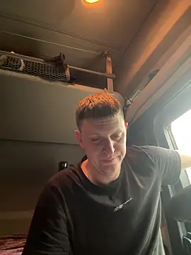 Snapshot of Pirates16 chatting on May 11, 2:45 pm Pirates16 online show from May 11, 2:45 pm