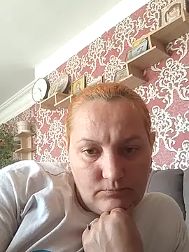 Snapshot of Red-HairedBeast chatting on May 11, 7:25 am Red-HairedBeast online show from May 11, 7:25 am