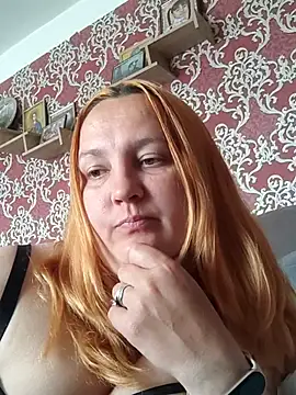 Snapshot of Red-HairedBeast chatting on May 19, 6:42 am Red-HairedBeast online show from May 19, 6:42 am