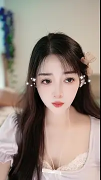 Snapshot of singer-wenwan chatting on May 18, 6:52 am singer-wenwan online show from May 18, 6:52 am