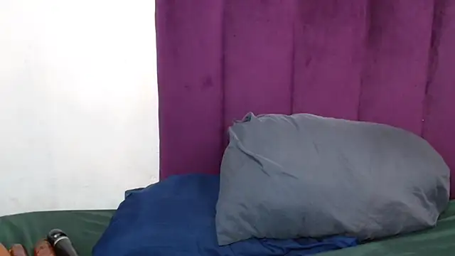 Snapshot of xxebony chatting on June 26, 6:23 pm xxebony online show from June 26, 6:23 pm
