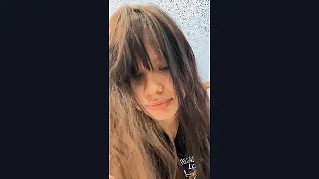 Snapshot of EmilyMercurial chatting on June 27, 2:01 pm EmilyMercurial online show from June 27, 2:01 pm