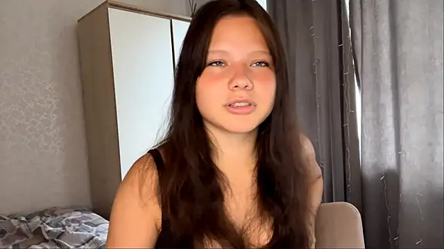 Snapshot of EmilyMercurial chatting on July 29, 8:23 am EmilyMercurial online show from July 29, 8:23 am