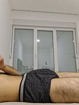 kurdishboy69 online show from May 23, 8:57 pm
