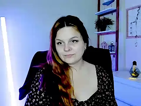 GingerKitten1 online show from July 22, 5:43 am