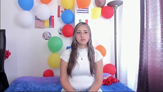 marithorner  online show from June 16, 2:19 pm