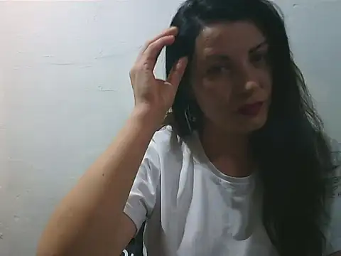 Brun3tt3n online show from February 17, 5:53 pm