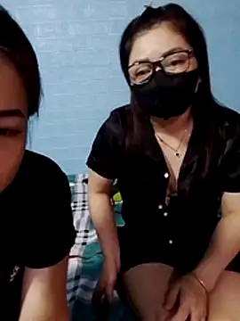 babylinhhot online show from May 7, 3:01 am