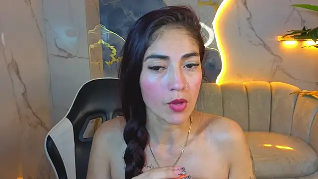 Snapshot of Mabell_Tx chatting on May 31, 2:53 am Mabell Tx online show from May 31, 2:53 am