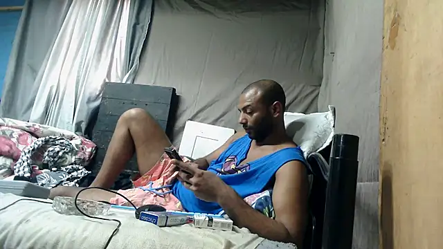 Snapshot of Camodick chatting on May 20, 1:06 pm Camodick online show from May 20, 1:06 pm