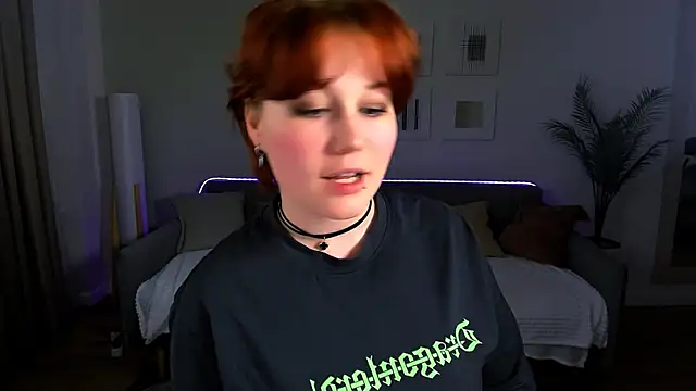 MiaLacrice online show from June 21, 7:27 pm
