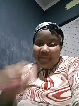 Snapshot of ChubbyMidgetxxx19 chatting on May 11, 8:17 pm ChubbyMidgetxxx19 online show from May 11, 8:17 pm