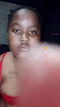 ChubbyMidgetxxx19 online show from July 13, 4:54 pm