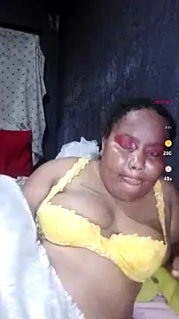 ChubbyMidgetxxx19 online show from July 23, 9:57 pm