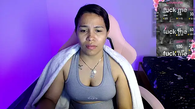 Snapshot of sexydiabliita chatting on June 8, 12:36 am sexydiabliita online show from June 8, 12:36 am