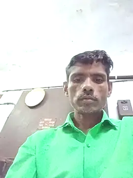 Snapshot of Hot-Parinda200 chatting on May 15, 10:44 am Hot-Parinda200 online show from May 15, 10:44 am