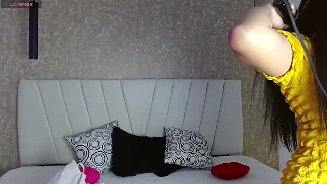 Snapshot of AliceSmity__ chatting on June 12, 12:15 pm AliceSmity online show from June 12, 12:15 pm