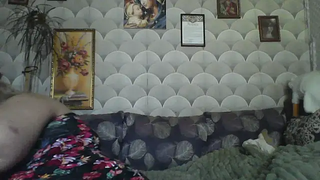 Snapshot of MarinaFarina53 chatting on June 20, 7:44 am MarinaFarina53 online show from June 20, 7:44 am