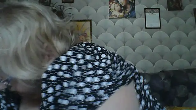 Snapshot of MarinaFarina53 chatting on June 26, 5:23 am MarinaFarina53 online show from June 26, 5:23 am
