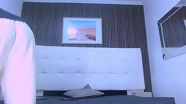 Dilan Hall online show from June 4, 3:40 pm