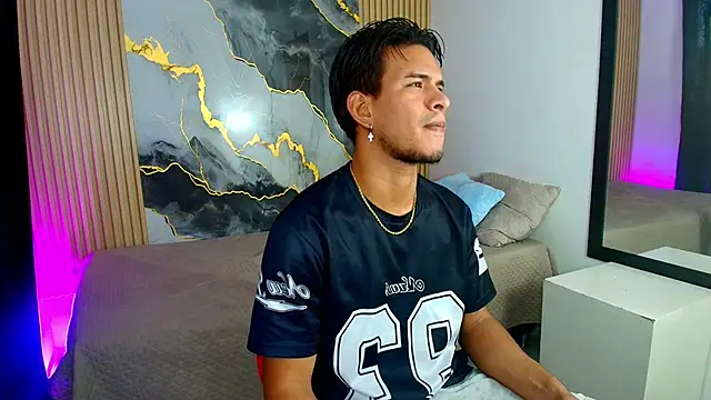 JacobWolf   online show from June 11, 7:45 pm