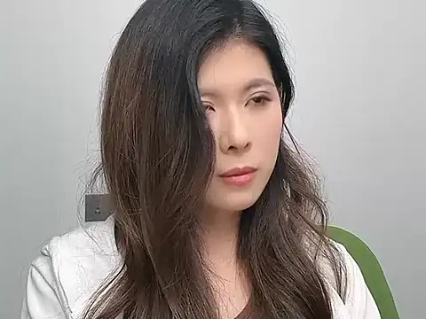 Luna8855  online show from May 9, 7:24 am