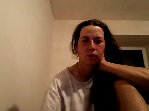 Snapshot of DanicaFey chatting on May 9, 6:24 pm DanicaFey online show from May 9, 6:24 pm