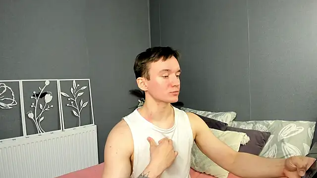 Daniel Lairon online show from May 10, 10:04 pm