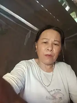 Snapshot of girl_cute69 chatting on June 26, 9:46 am girl cute69 online show from June 26, 9:46 am