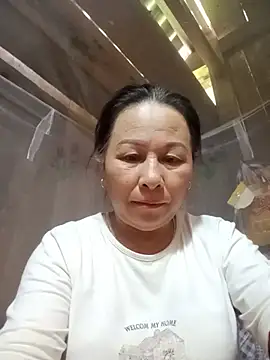 Snapshot of girl_cute69 chatting on July 5, 4:52 am girl cute69 online show from July 5, 4:52 am