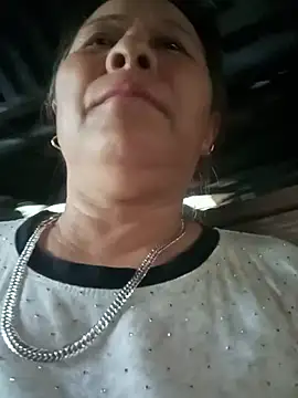 Snapshot of girl_cute69 chatting on July 23, 2:20 am girl cute69 online show from July 23, 2:20 am